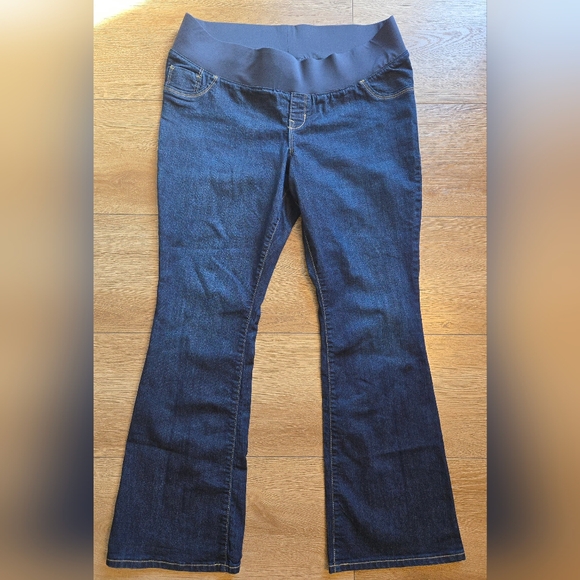 OLD NAVY Maternity The Rock Star Demi-Boot Jeans Pants Size 14 SHORT Dark Wash - Picture 1 of 8